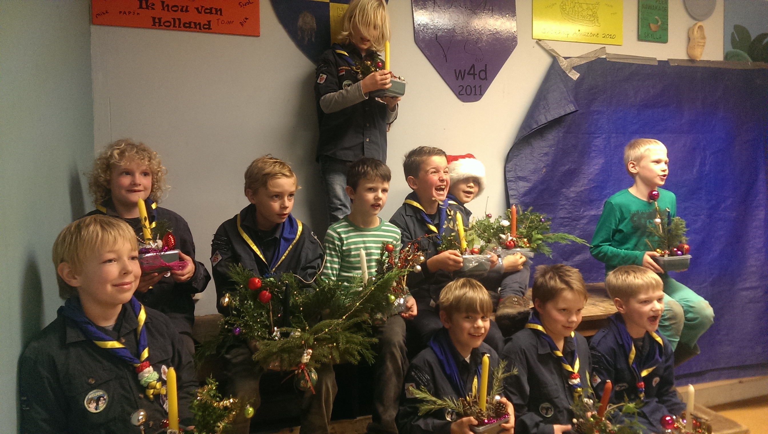 Dolfijnen maken Kerststukjes