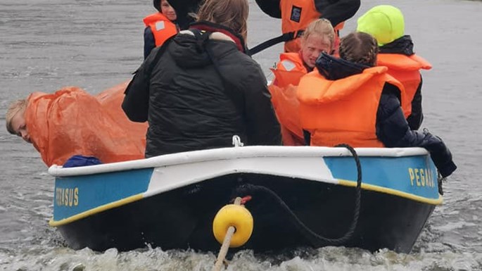 Nat maar gelukkig