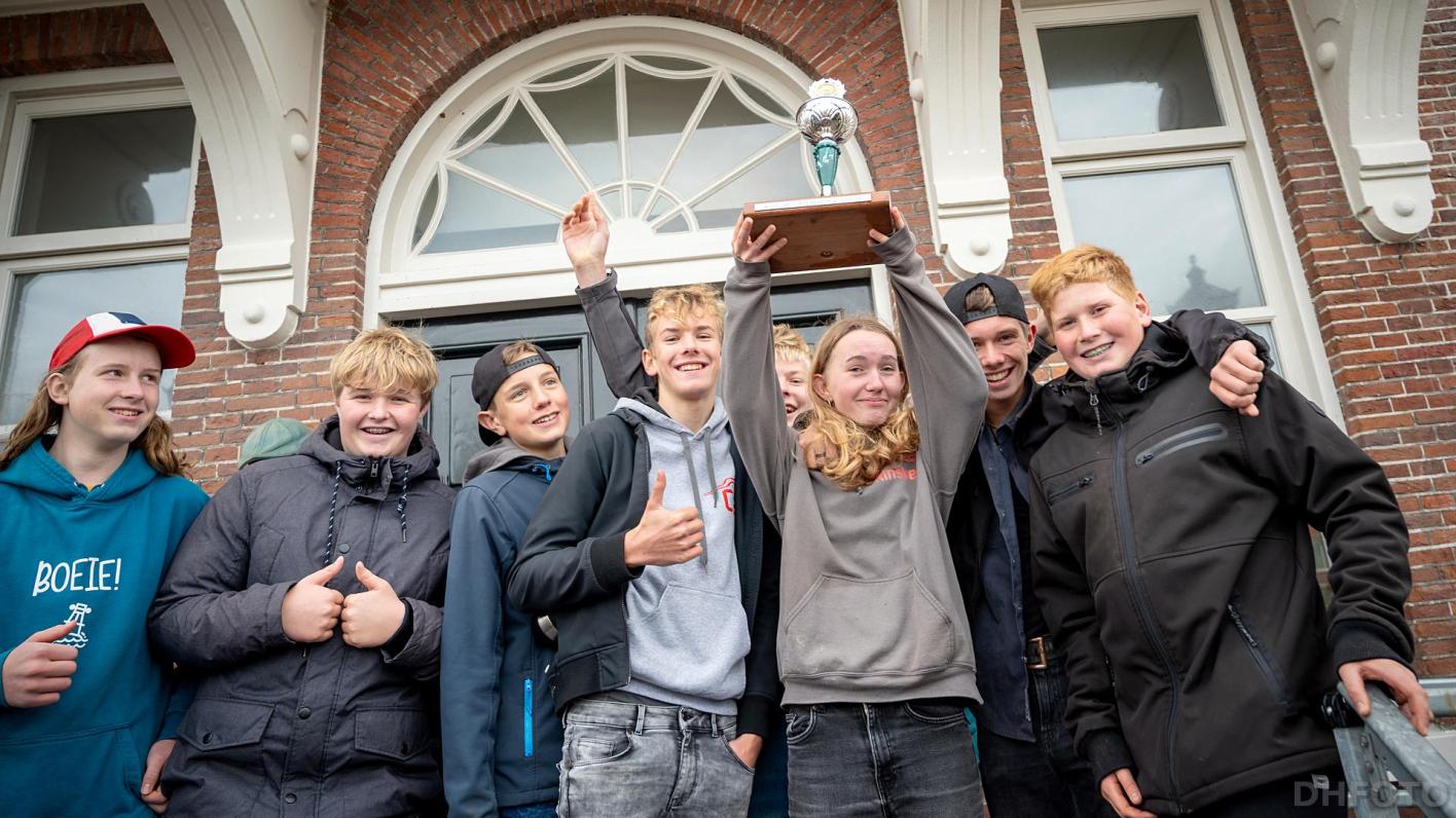 Zeeverkenners doen mee aan Katersberespekrace 